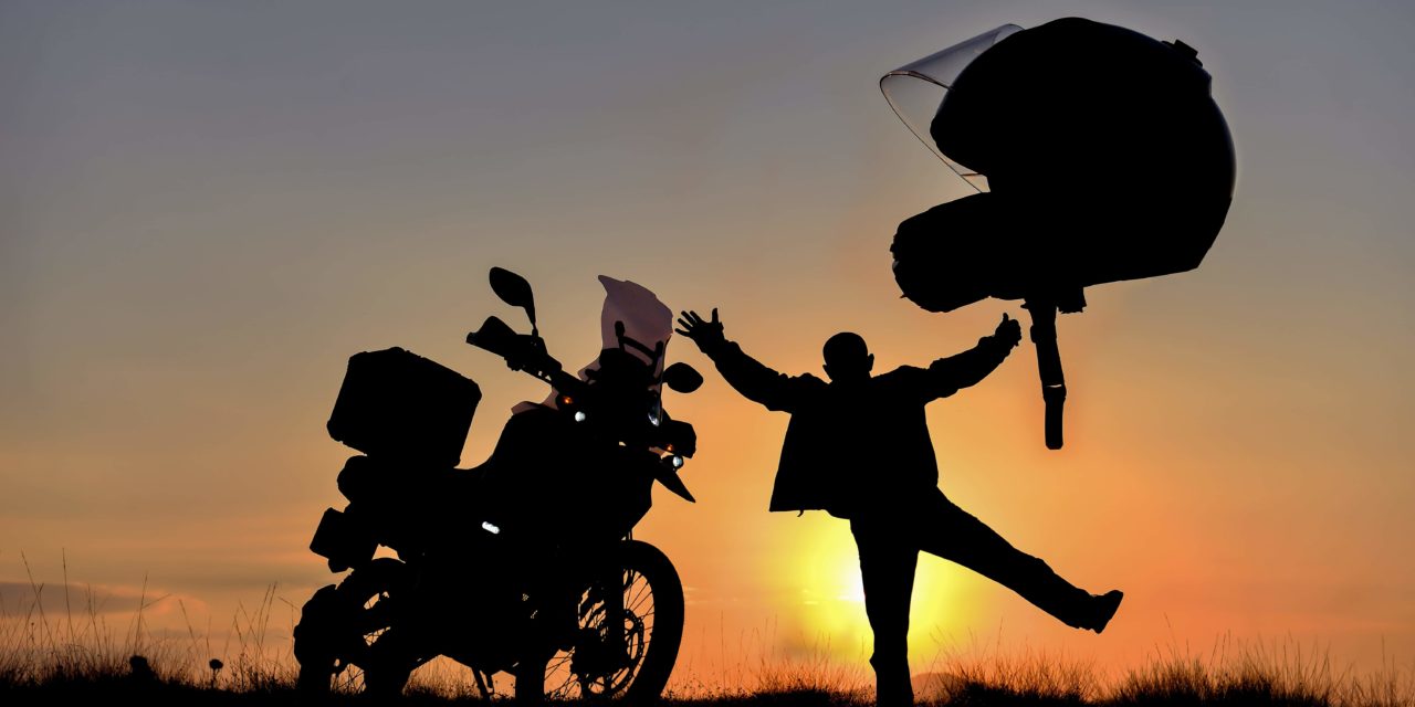 Est-ce possible d’arrêter une assurance moto sans vendre ?